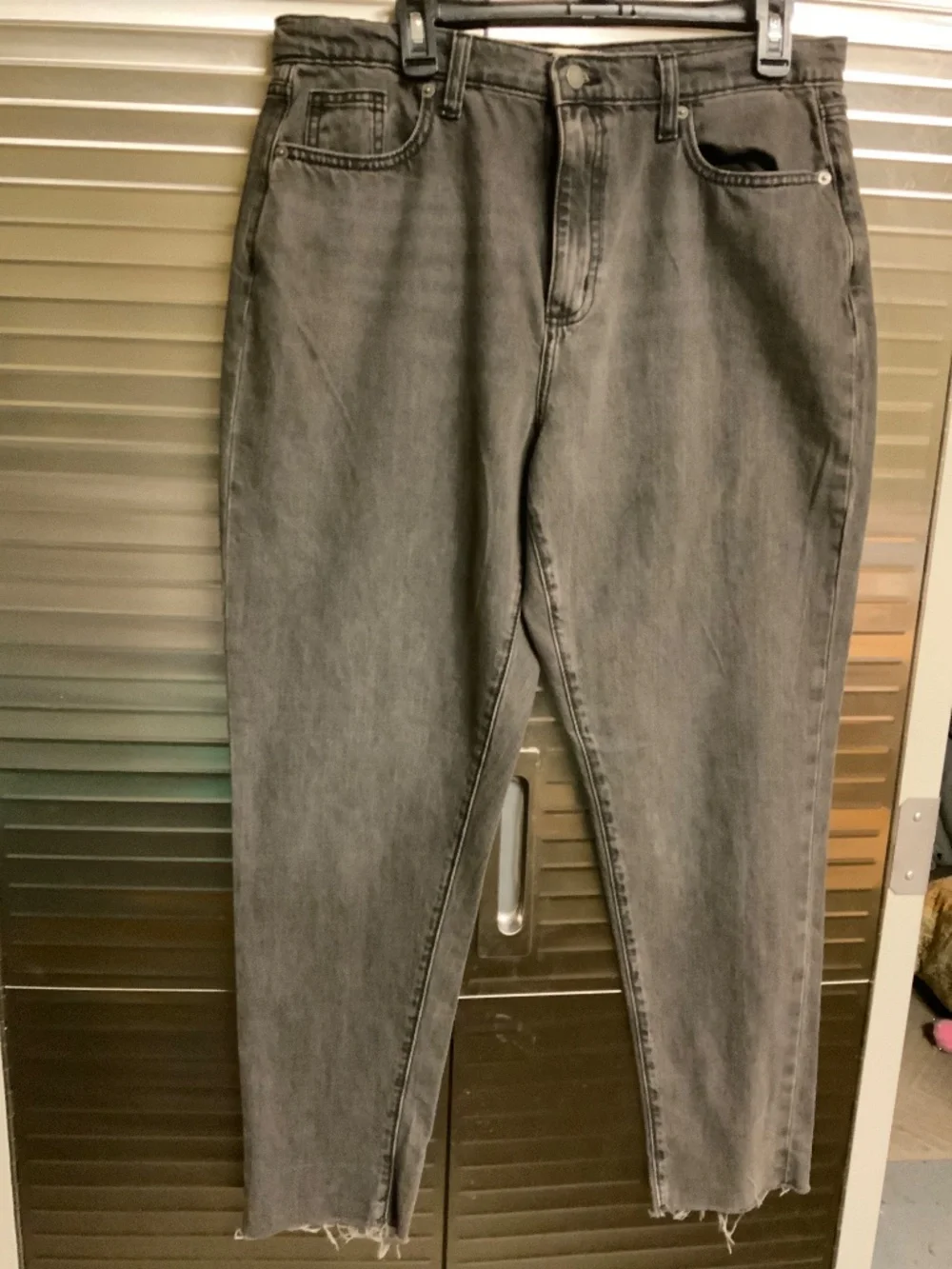 Universal Threads jeans - Picture 2 of 6